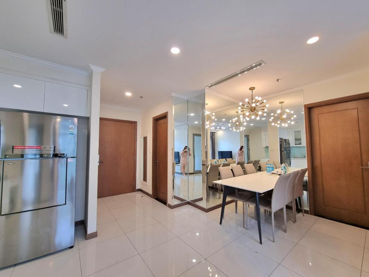 Enay Apartment - Vinhomes Central Park - Landmark Хошимин Экстерьер фото