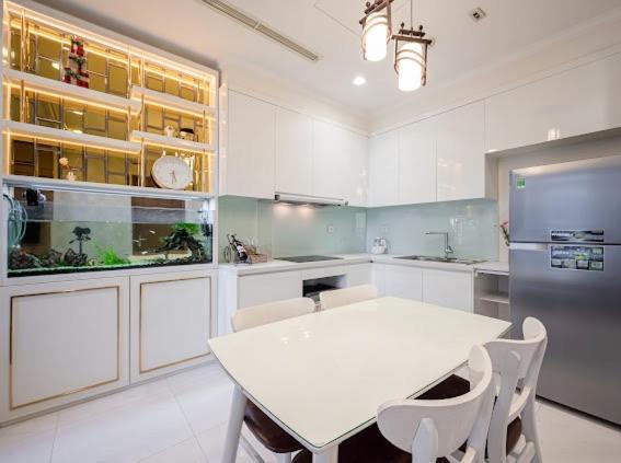 Enay Apartment - Vinhomes Central Park - Landmark Хошимин Экстерьер фото